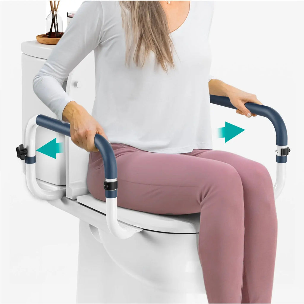 Toilet Seat with Handles (250lb) | Pelegon